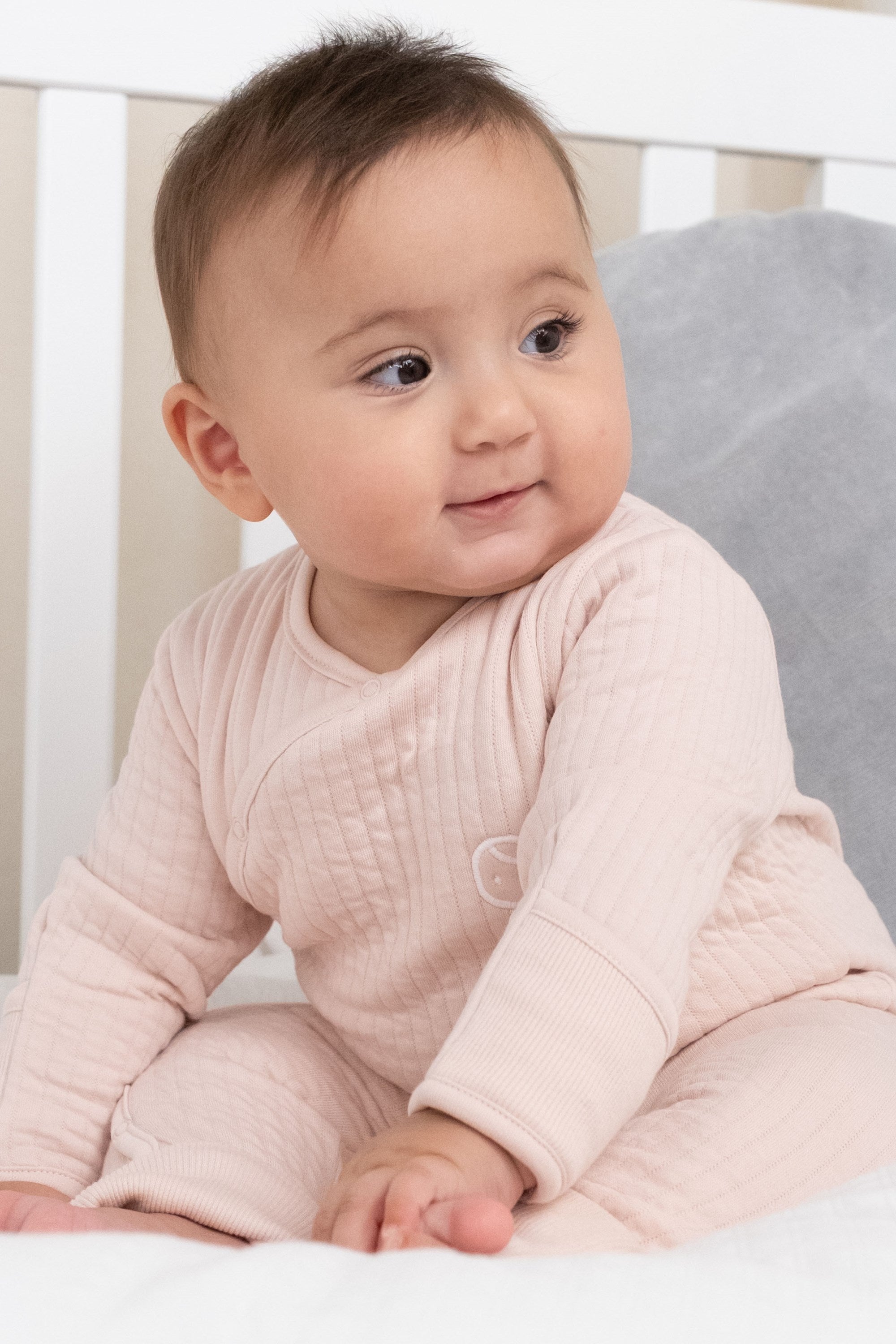 Kendinden Patikli ve Eldivenli Kapitone Pembe Bebek Tulumu
