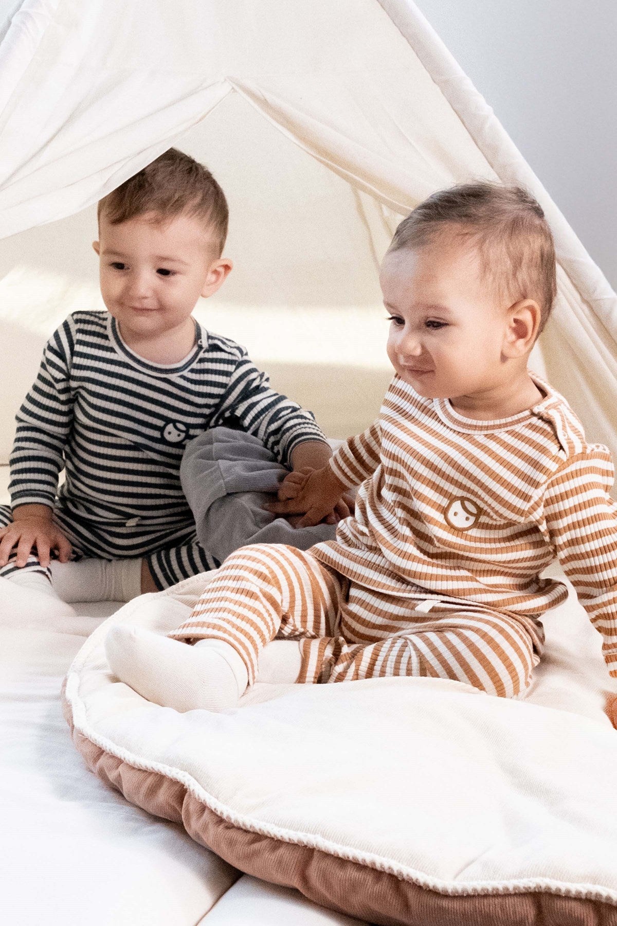 Organik Pamuklu  Kaşkorse  Modal Kahve Bebek Takımı