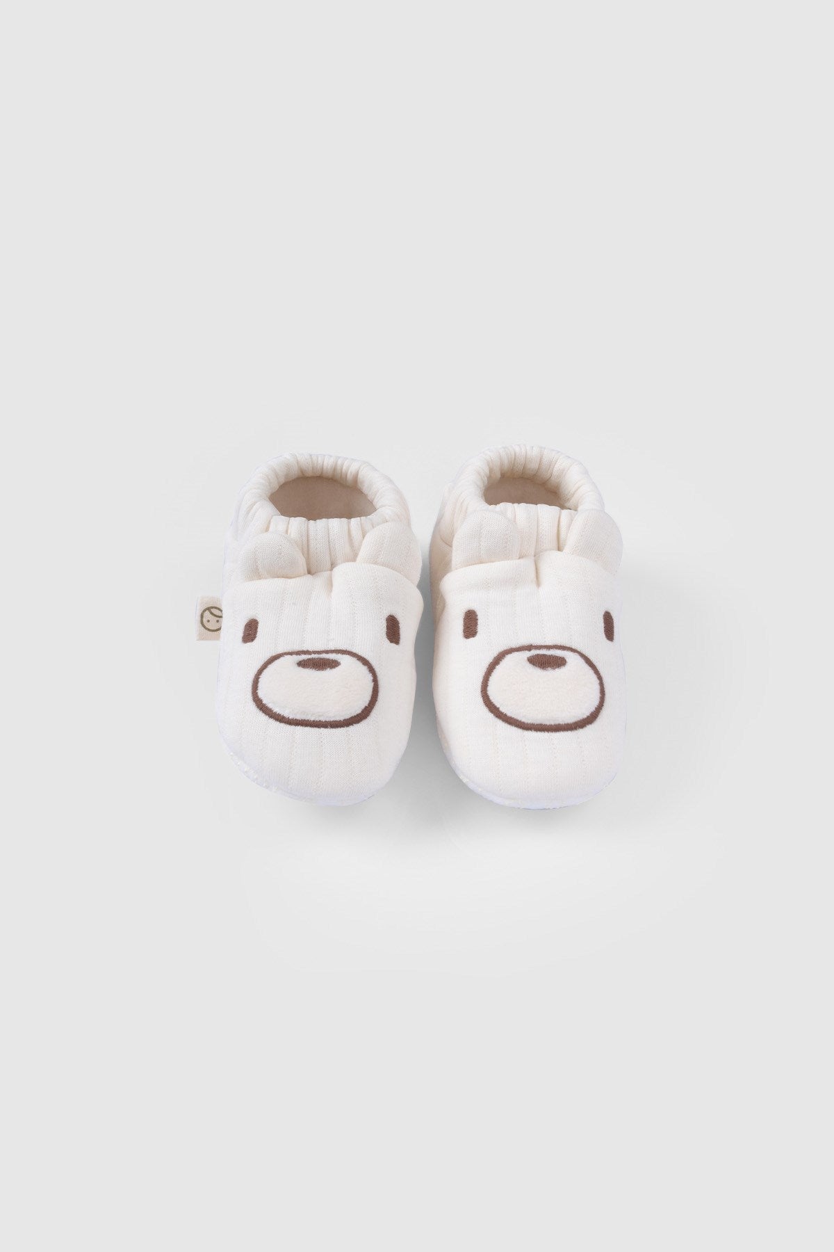 Kapitone Ayıcık Nakışlı Bebek Ekru Patik