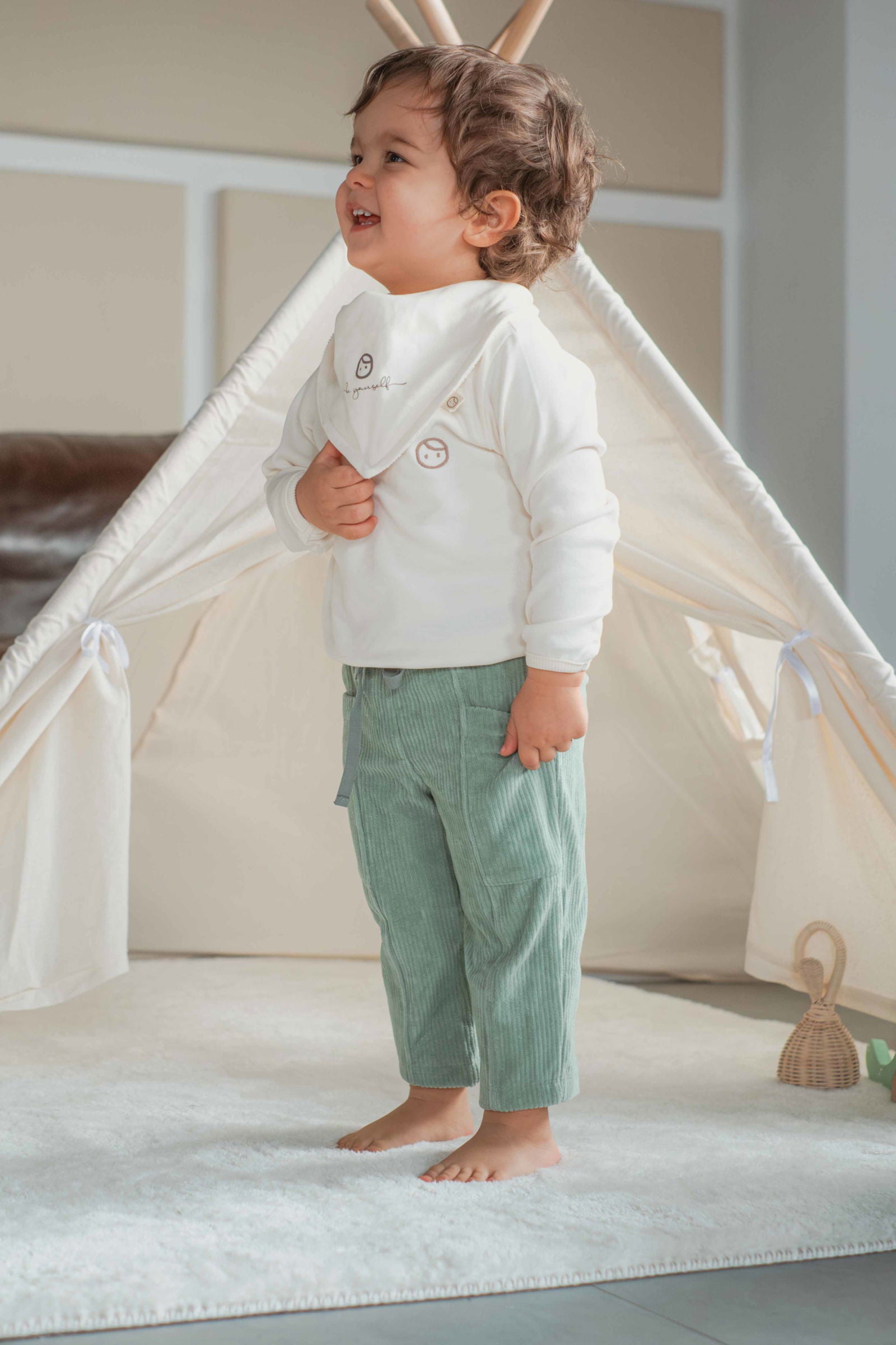 Fitilli Kadife Bebek Pantolon Yeşil - Little Gusto - Bebek Pantolon
