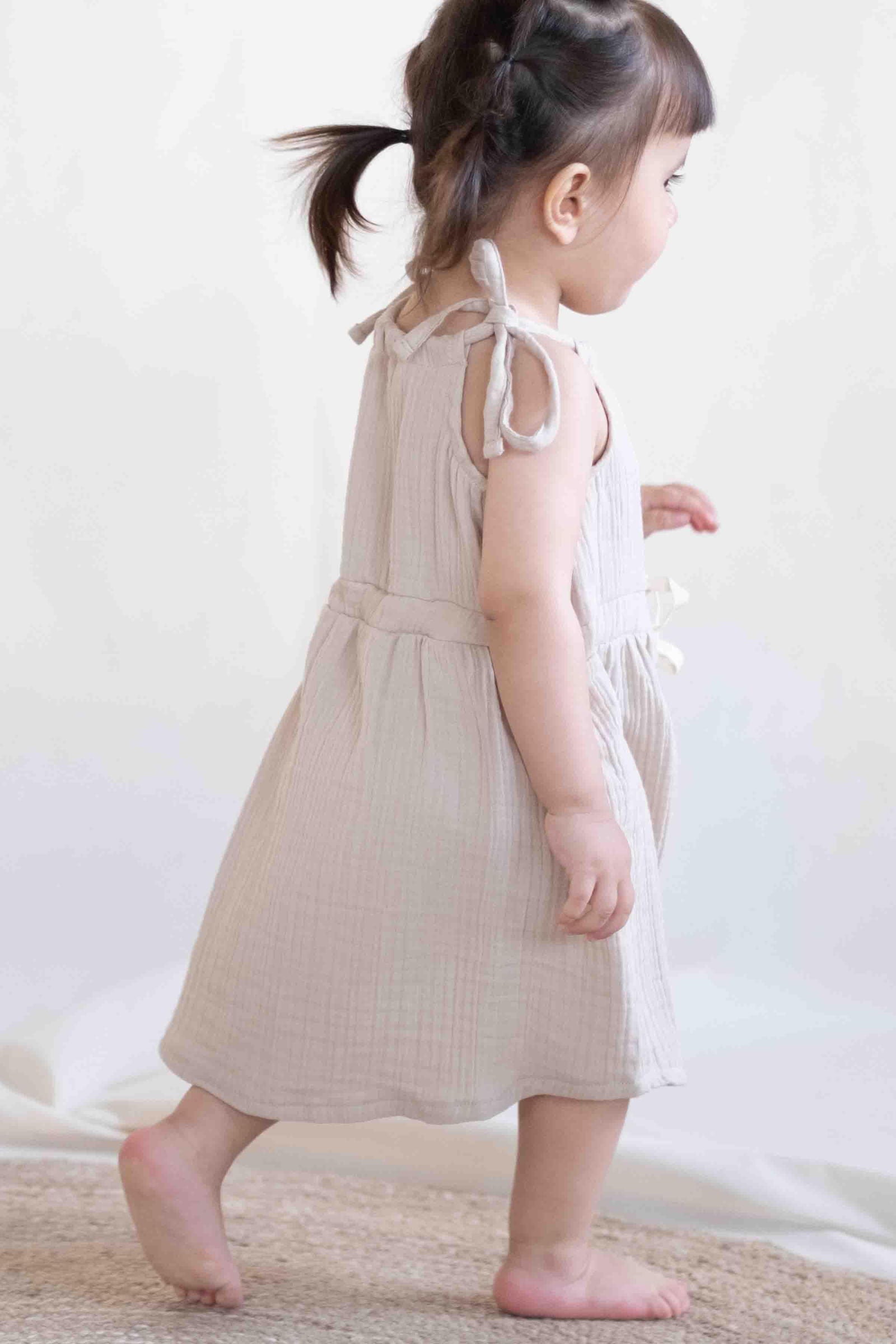 Müslin Askılı Elbise Bej Organik Pamuk - Little Gusto - 