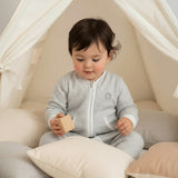 Organik Pamuklu Kendinden Patikli ve Eldivenli Kapitone Uyku Tulumu Gri - Little Gusto