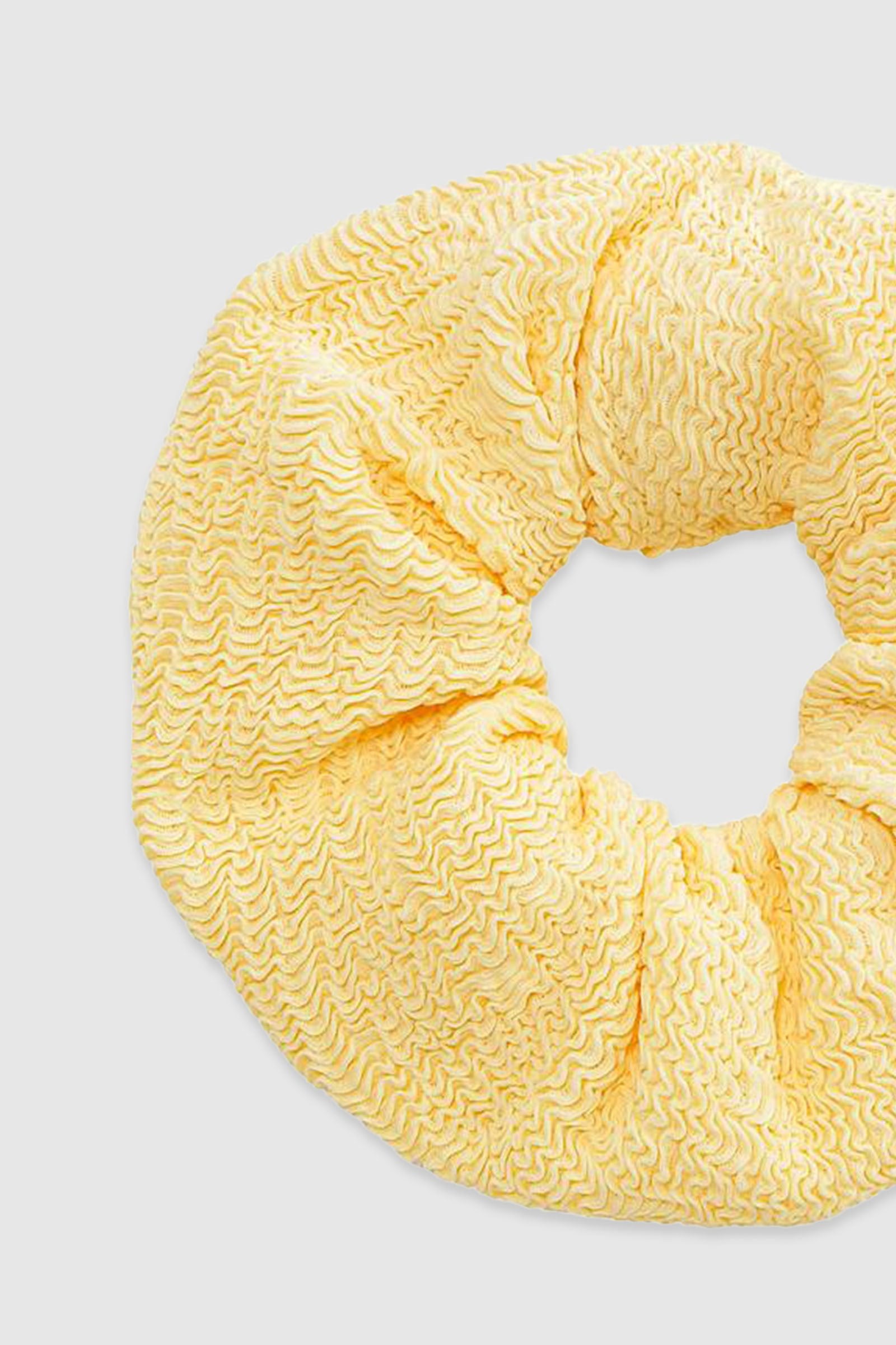 Dokulu Mayo Kumaşından Toka Butter Yellow Butter Yellow One Size Saç Bandı Sand Mother