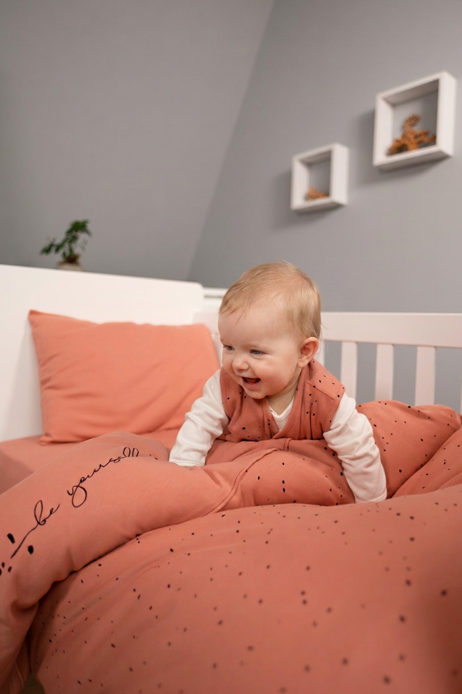 Organik Pamuk Cosmos Pembe Bebek Nevresim Yastık Seti Nevresim Little Gusto