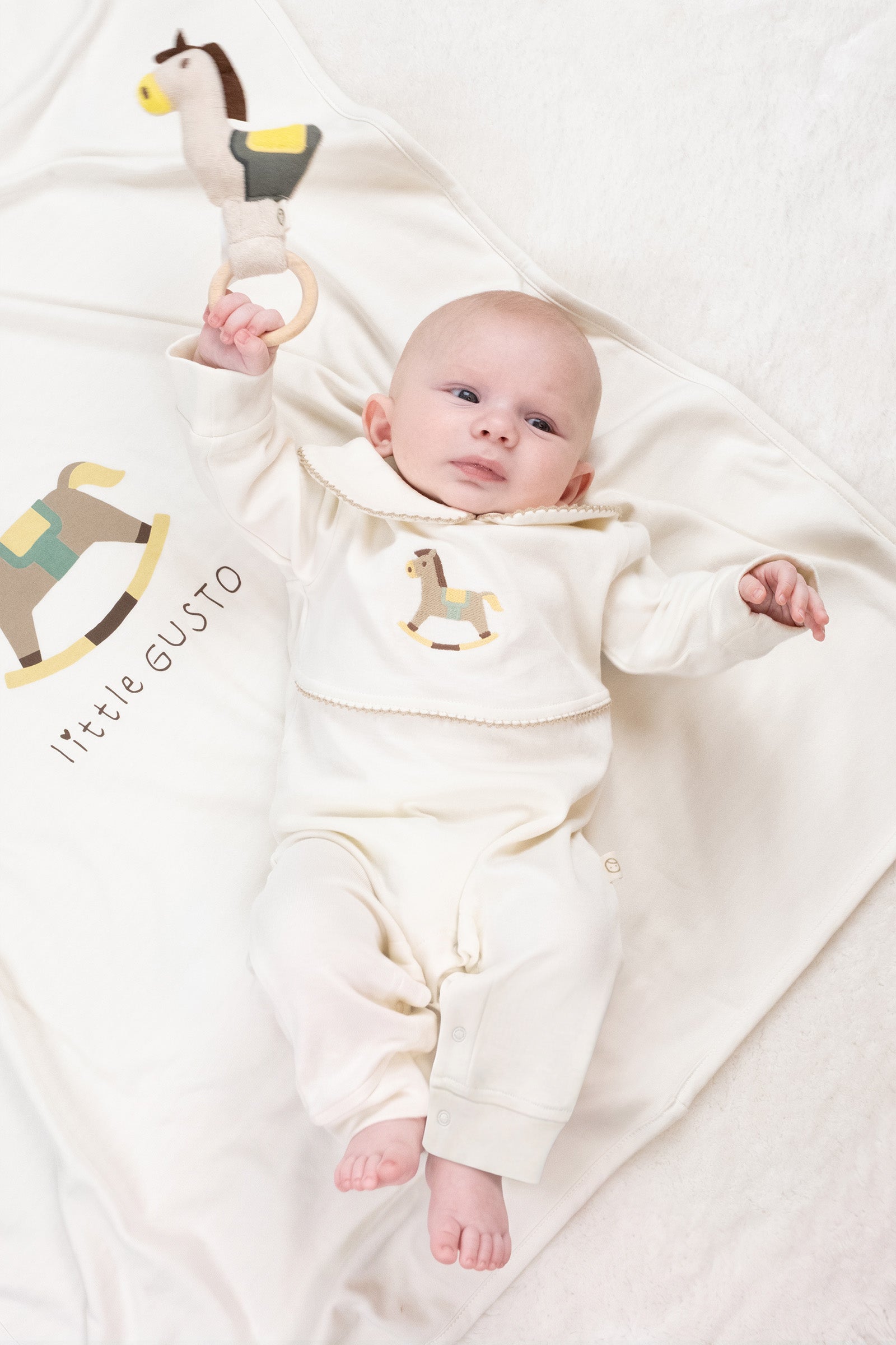 Organik Pamuk Bebe Yakalı Tulum Playtime Tay Nakışlı Tulum Little Gusto