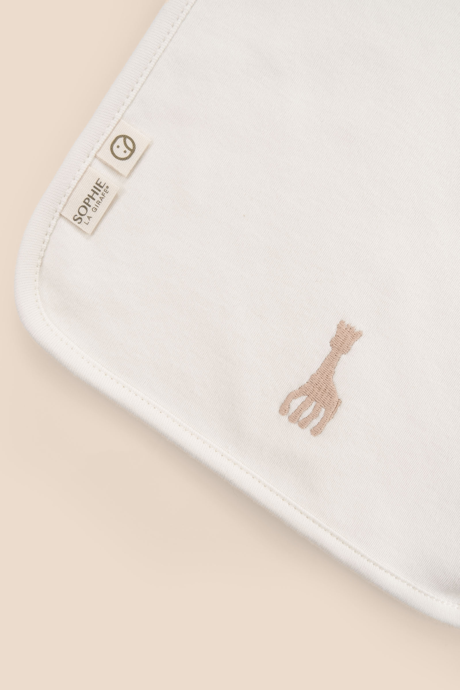 Sophie la girafe Organik Pamuk Omuz ve Ağız Mendil Seti Omuz Örtüsü Little Gusto